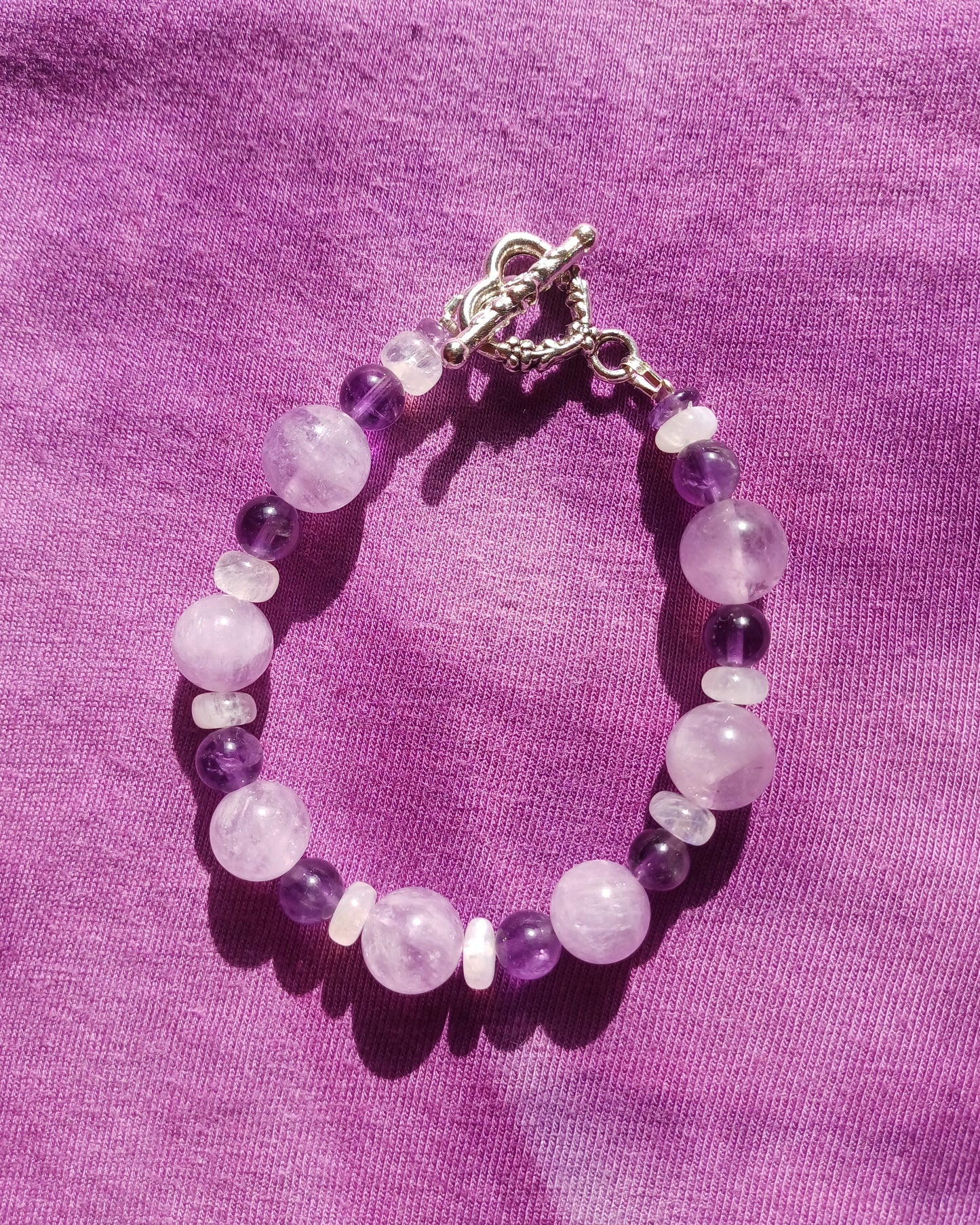 bracelet lilac