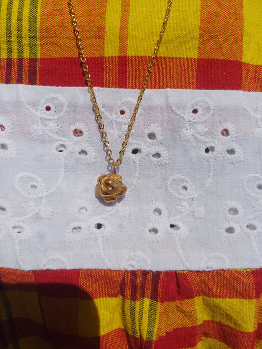 collier pomme cannelle